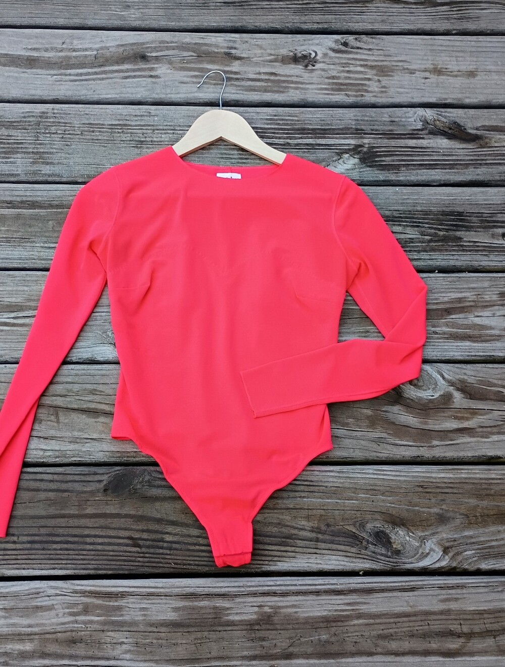 YITTY Womens Mesh Me Smoothing Sleeved Thong Back Bright Coral Sz small